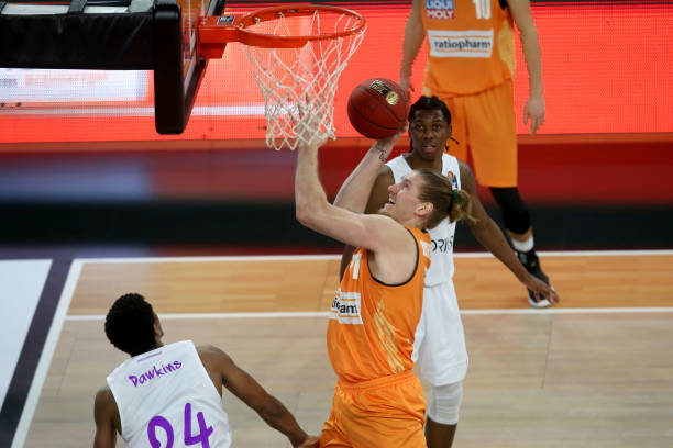 练组迅速调 练组迅速调