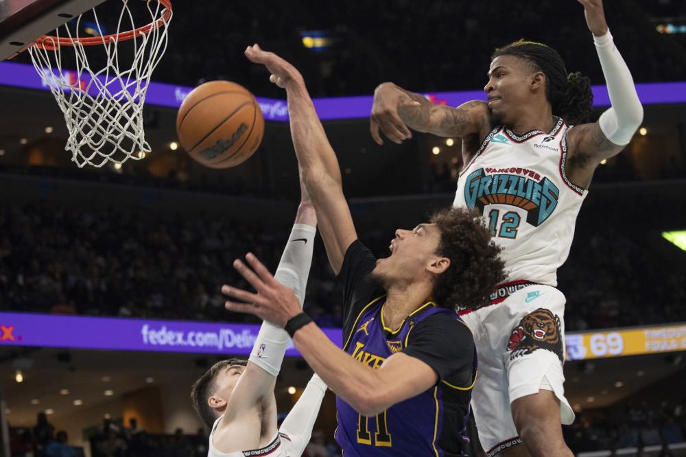 仅体现在球 仅体现在球