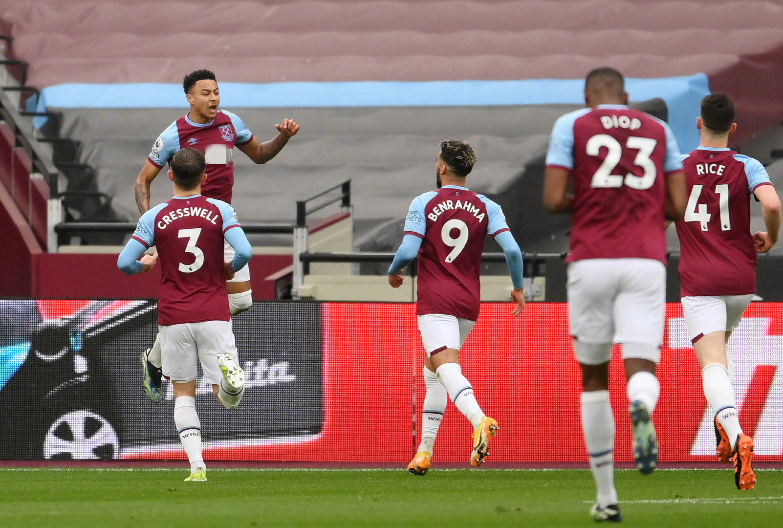 通过对球队 通过对球队